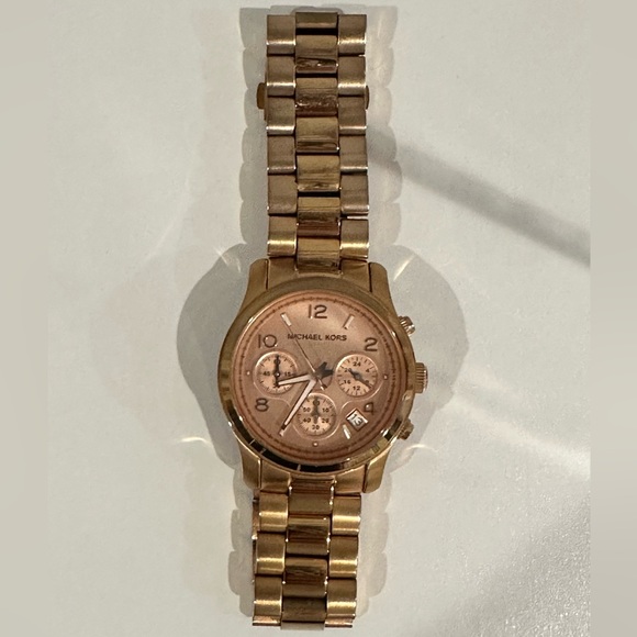 Michael Kors watch - Picture 2 of 5
